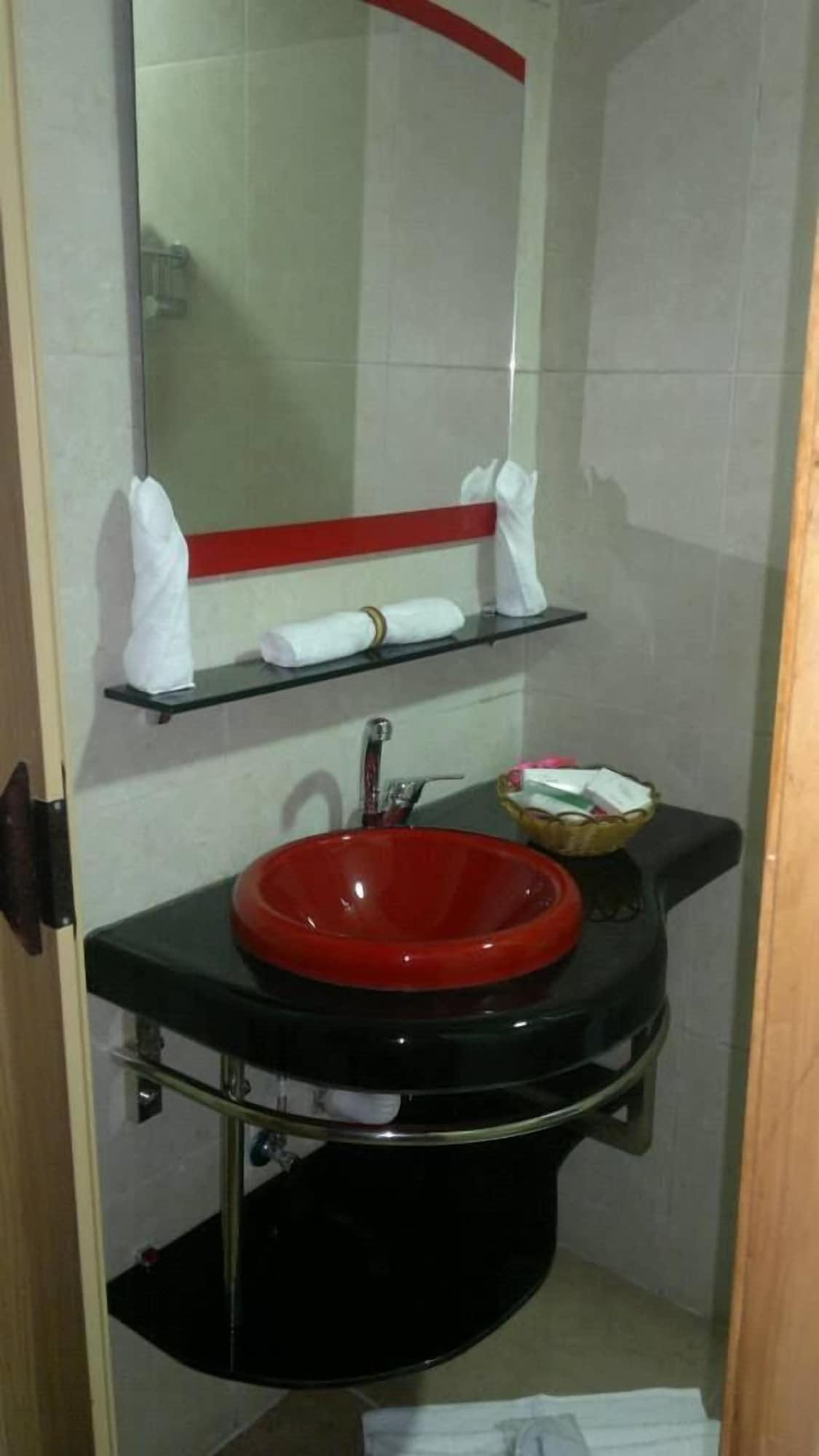 Renad Hotel Amman Buitenkant foto